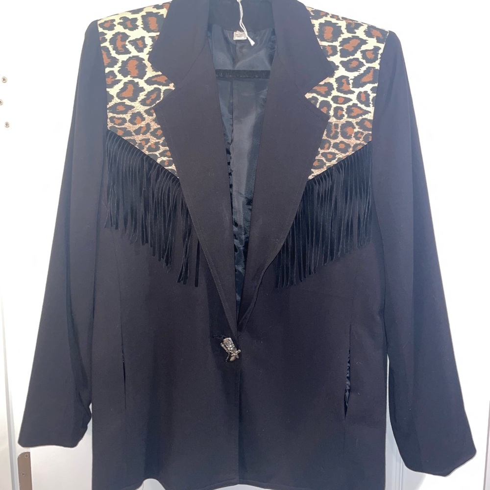 Western fringe animal print blazer jacket 1989  vintage like new !!